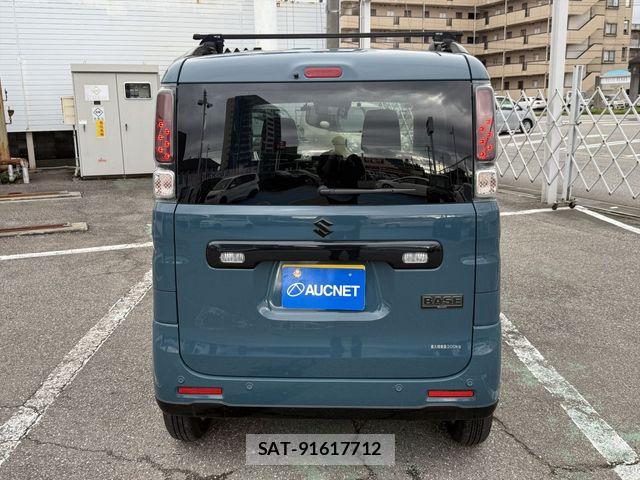 Suzuki SPACIA 2022-11 7060798-5