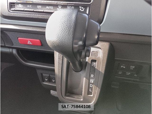 Suzuki SPACIA 2024-12 7963836-17