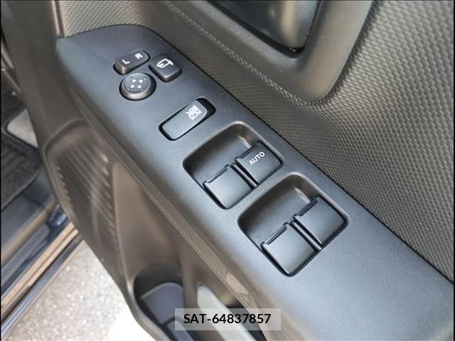 Suzuki SPACIA 2023-01 7981059-18