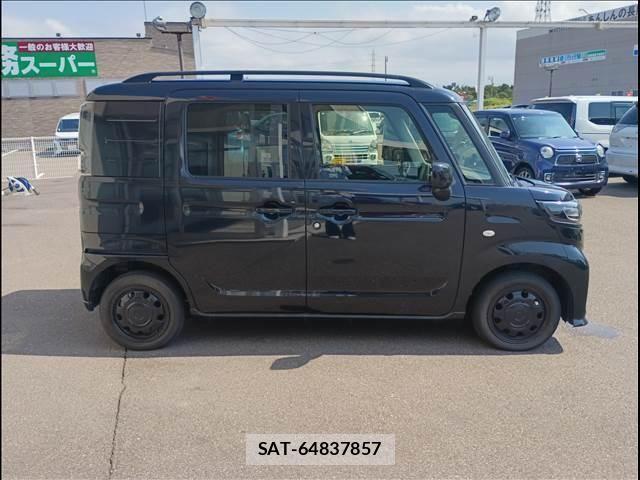 Suzuki SPACIA 2023-01 7981059-3