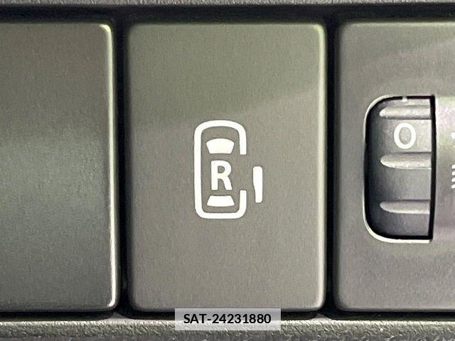 Suzuki SPACIA 2023-06 7981054-5