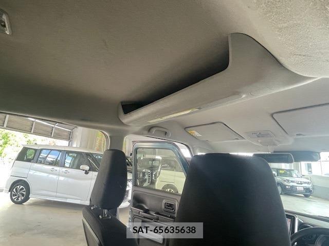 Suzuki SPACIA 2023-01 8661681-18