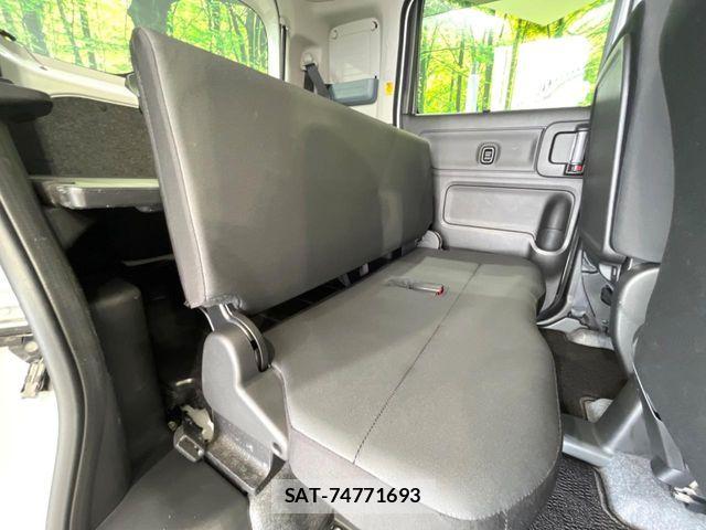 Suzuki SPACIA 2022-12 8782108-8