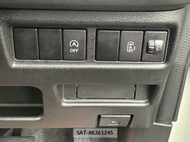 Suzuki SPACIA 2022-10 8831712-15