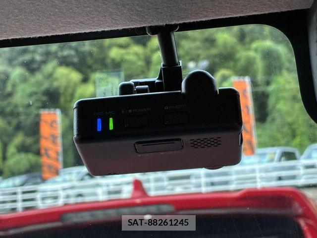 Suzuki SPACIA 2022-10 8831712-19
