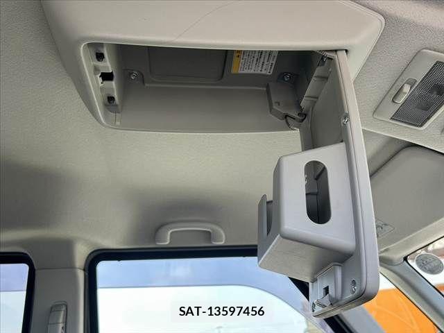 Suzuki SPACIA 2015-05 5879286-25
