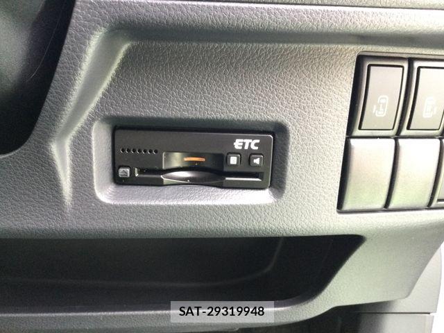 Suzuki SPACIA 2016-06 6614956-12