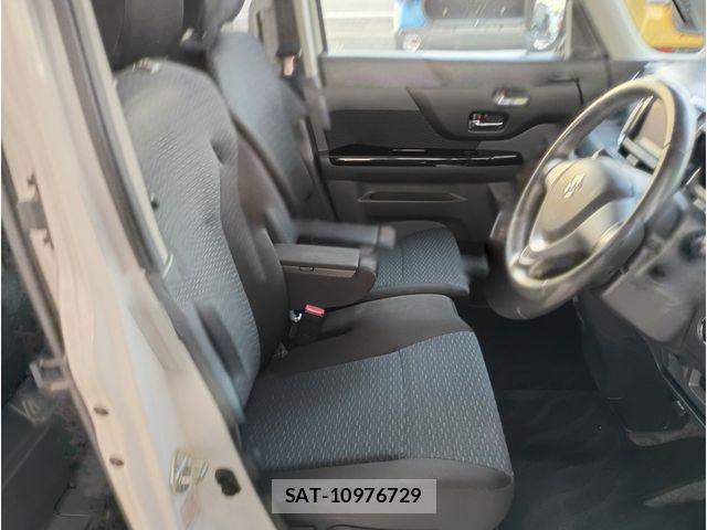 Suzuki SPACIA 2014-06 6678185-13