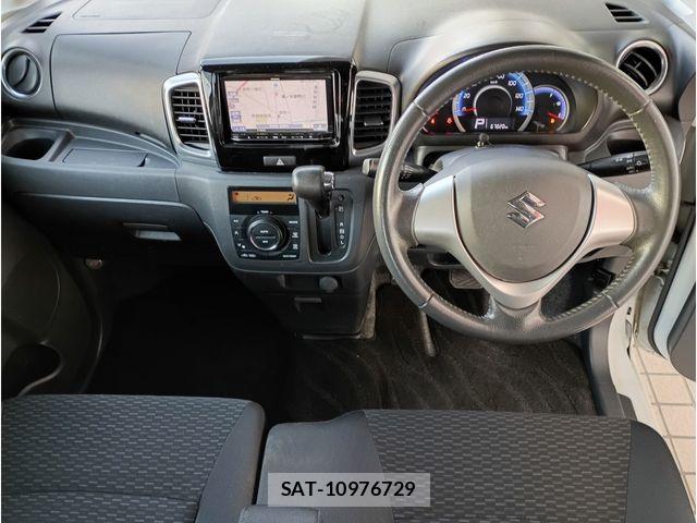 Suzuki SPACIA 2014-06 6678185-1