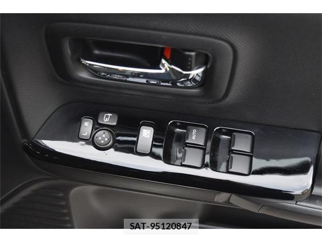 Suzuki SPACIA 2018-03 6678182-21