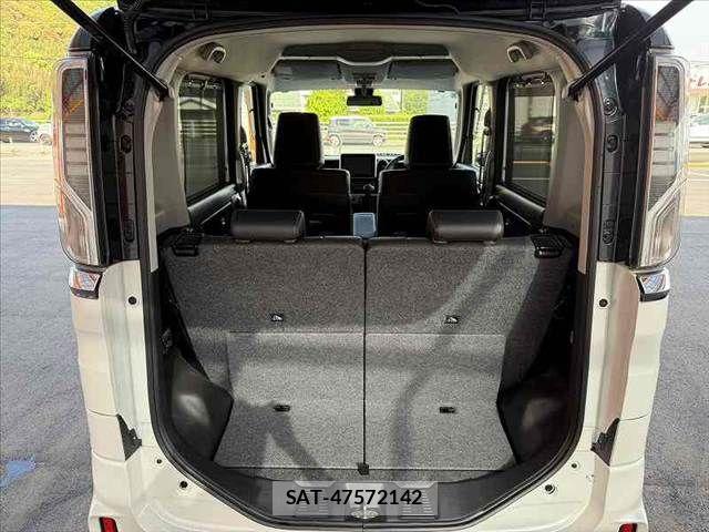 Suzuki SPACIA 2018-05 6684020-19