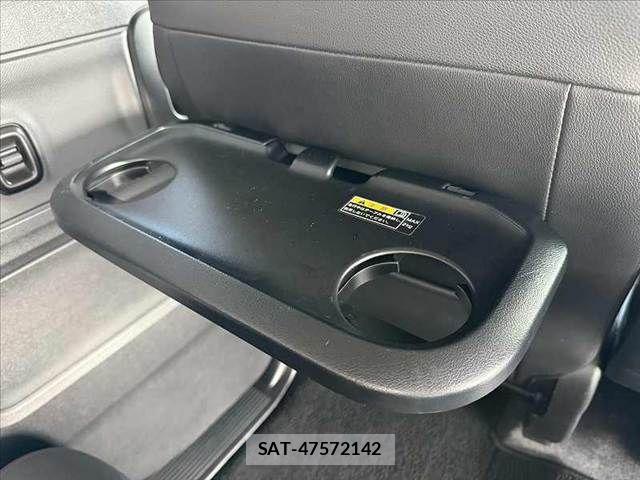 Suzuki SPACIA 2018-05 6684020-23