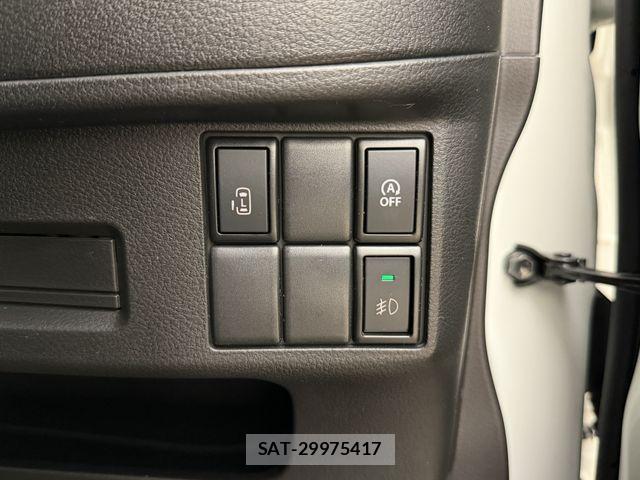 Suzuki SPACIA 2017-05 6717400-16