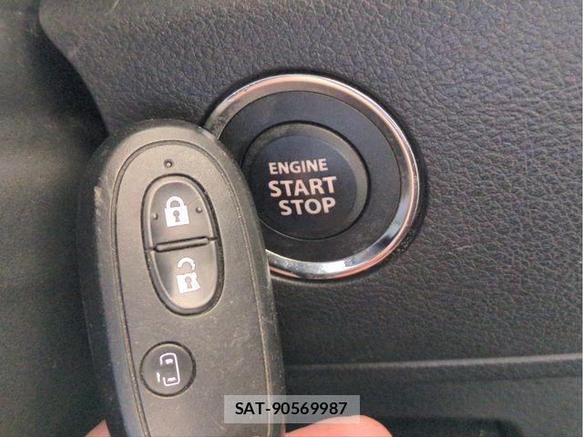 Suzuki SPACIA 2017-08 6717399-11