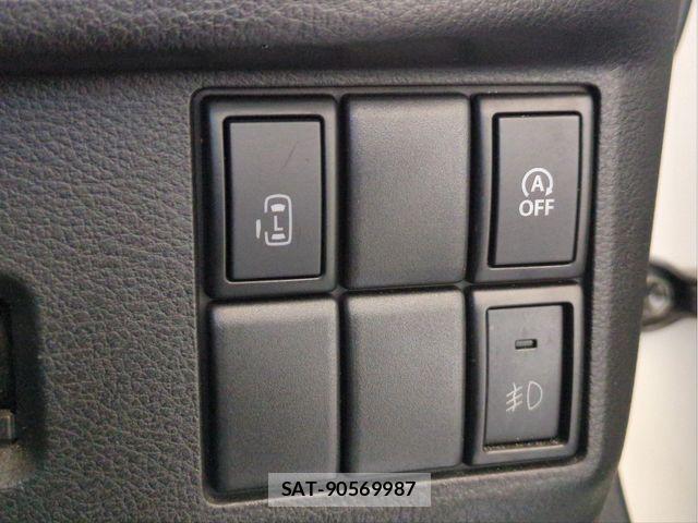 Suzuki SPACIA 2017-08 6717399-12
