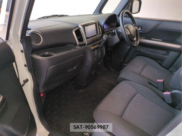 Suzuki SPACIA 2017-08 6717399-2