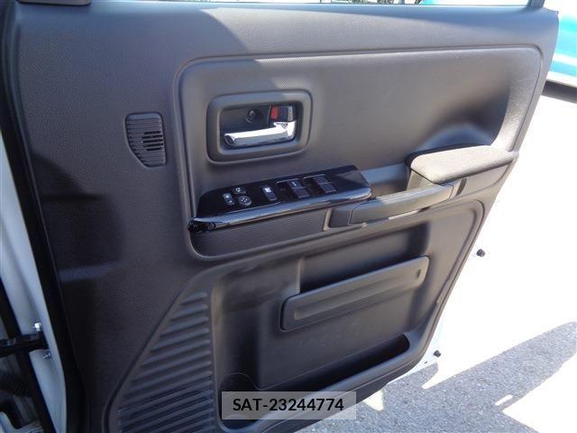 Suzuki SPACIA 2021-03 6717389-28