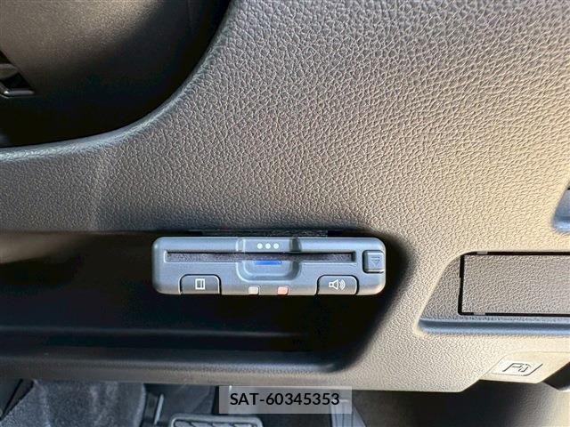 Suzuki SPACIA 2025-08 6717376-22