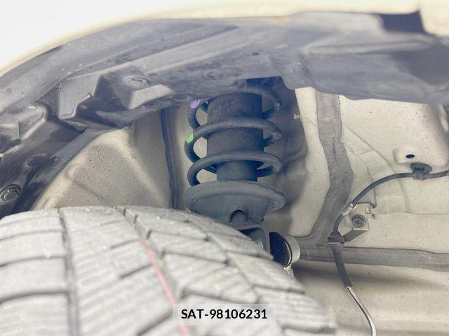 Suzuki SPACIA 2016-03 6717398-19