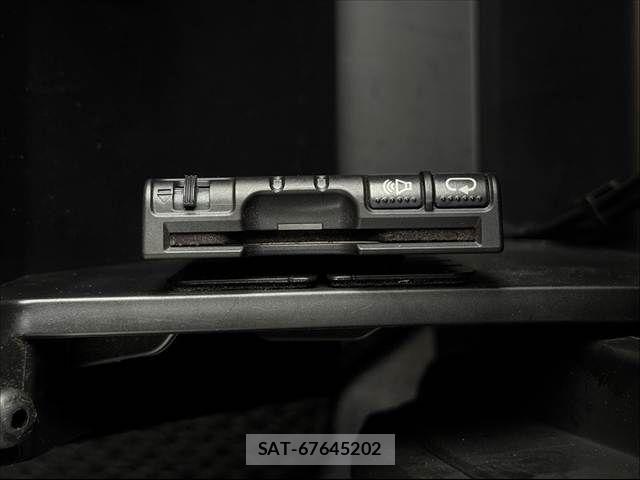 Suzuki SPACIA 2019-01 6753382-5