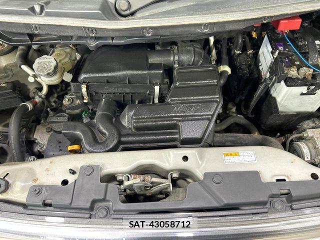 Suzuki SPACIA 2015-09 6753392-17