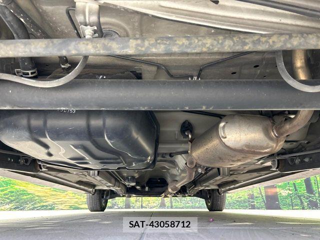 Suzuki SPACIA 2015-09 6753392-18