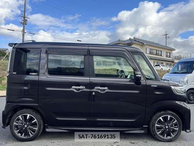Suzuki SPACIA 2018-06 6753384-5