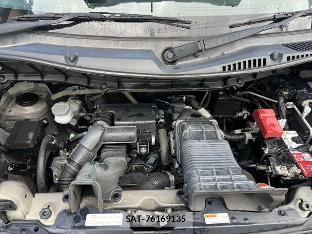 Suzuki SPACIA 2018-06 6753384-11