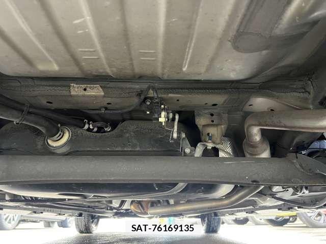 Suzuki SPACIA 2018-06 6753384-13