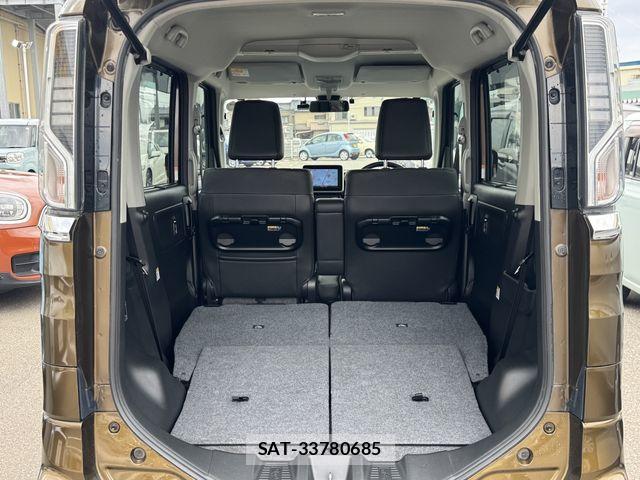 Suzuki SPACIA 2018-02 6817404-24