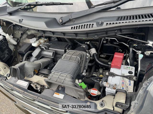 Suzuki SPACIA 2018-02 6817404-27