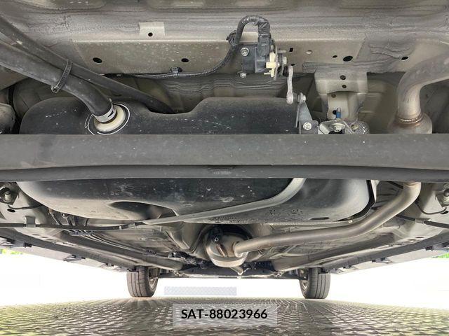 Suzuki SPACIA 2019-07 6817386-18