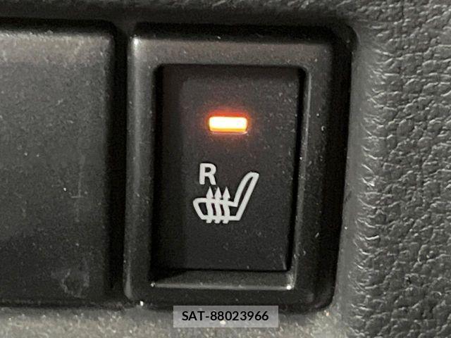 Suzuki SPACIA 2019-07 6817386-6