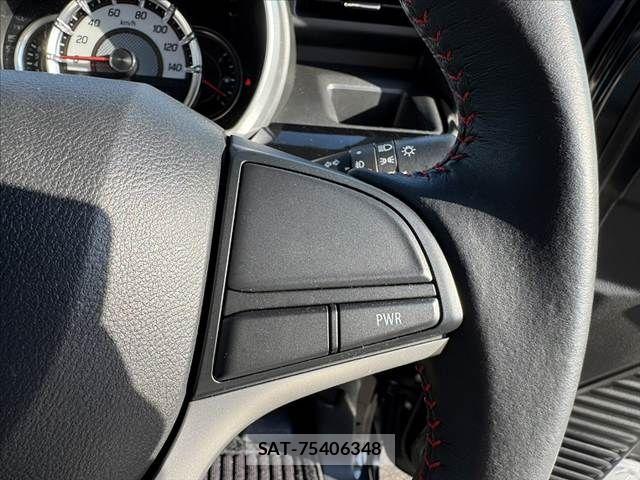 Suzuki SPACIA 2018-06 6817396-25