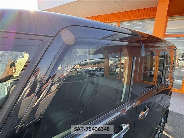 Suzuki SPACIA 2018-06 6817396-28