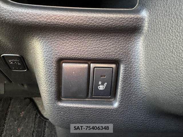 Suzuki SPACIA 2018-06 6817396-5