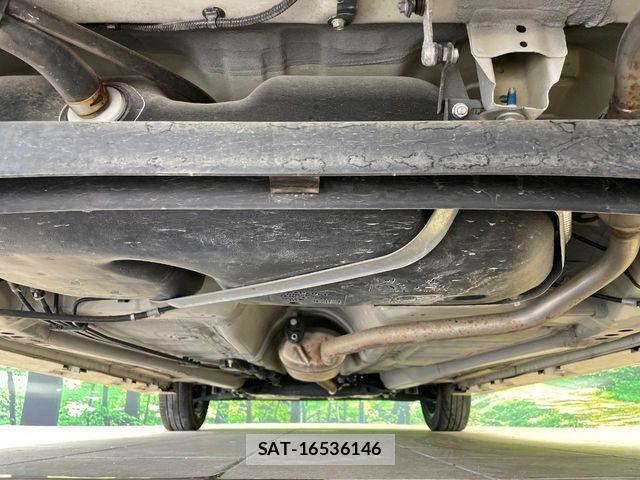 Suzuki SPACIA 2022-08 6817378-18