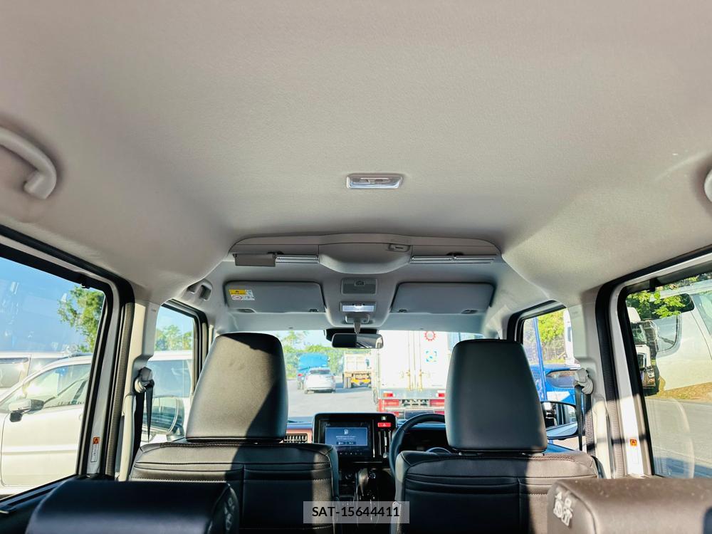 Suzuki SPACIA 2025 6762417-24