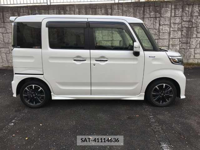 Suzuki SPACIA 2019-08 6913320-6