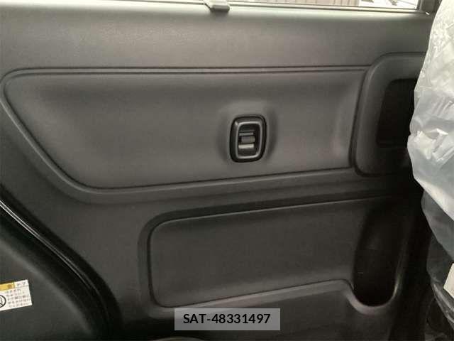 Suzuki SPACIA 2025-05 6913217-19