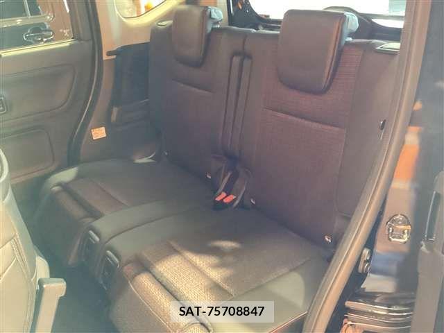 Suzuki SPACIA 2025-09 6913216-13