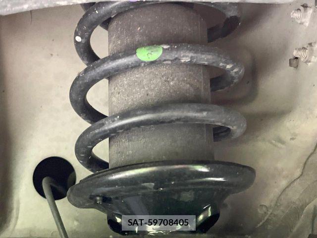 Suzuki SPACIA 2015-08 6913339-19