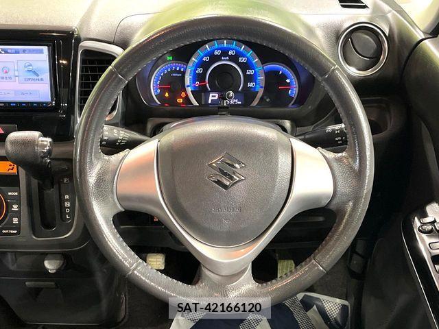 Suzuki SPACIA 2013-09 6998402-10