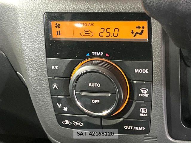 Suzuki SPACIA 2013-09 6998402-6