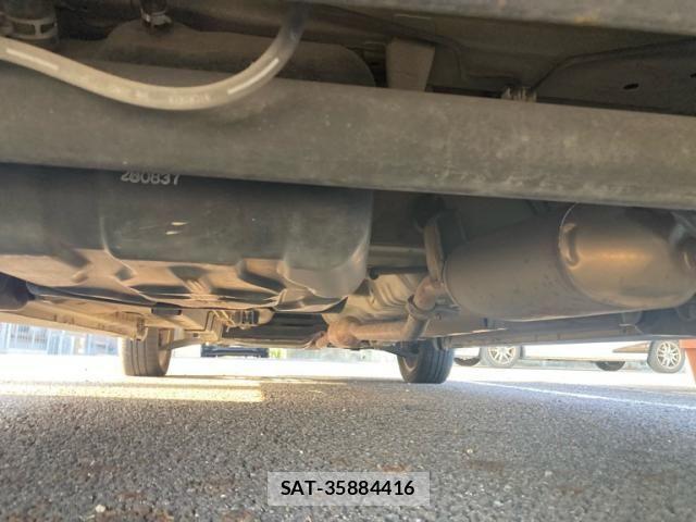Suzuki SPACIA 2013-09 6998431-4