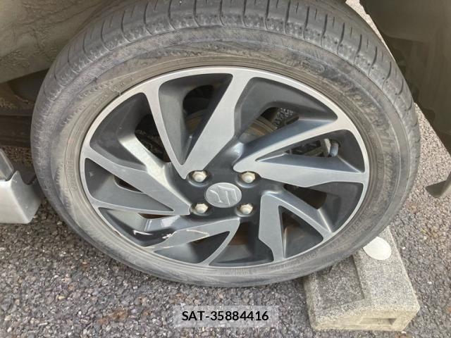Suzuki SPACIA 2013-09 6998431-6