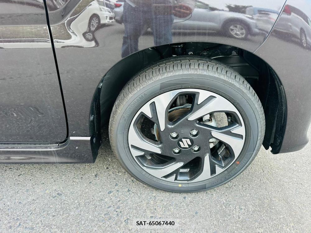 Suzuki SPACIA 2025 6765375-28