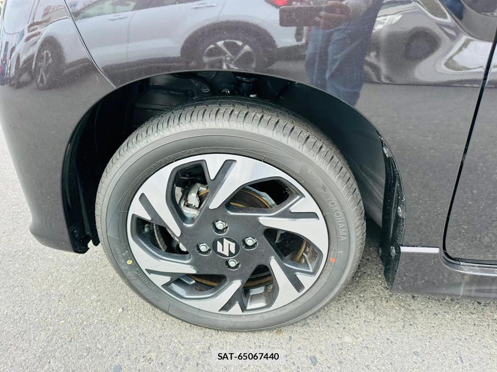 Suzuki SPACIA 2025 6765375-29