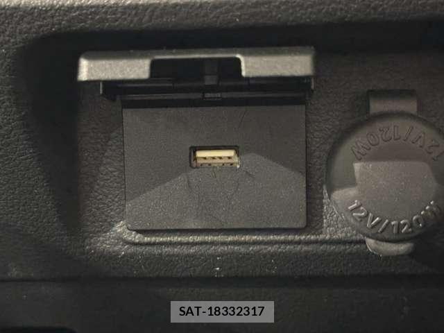 Suzuki SPACIA 2017-01 7021643-24