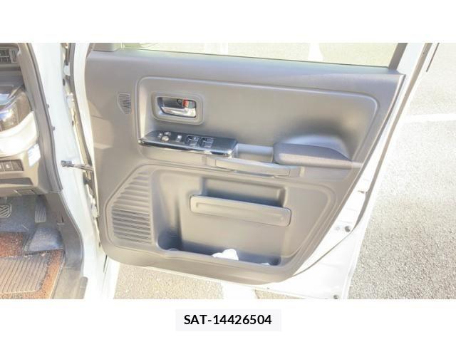 Suzuki SPACIA 2019-02 7060811-12